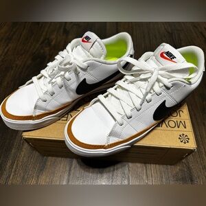 Womans NIKE Court Legacy Shoes
